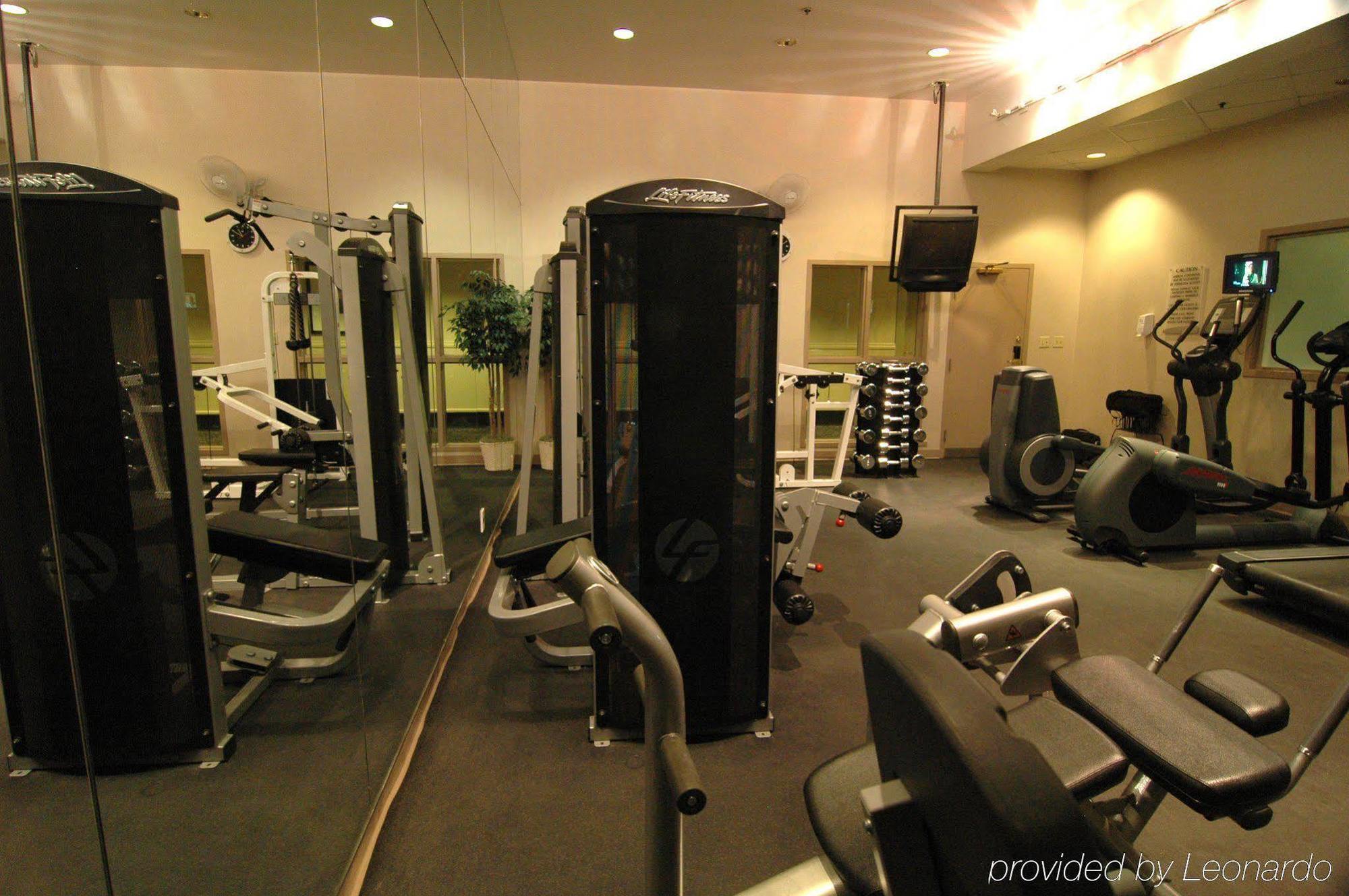 Delta Hotels By Marriott Edmonton Centre Suites Servizi foto